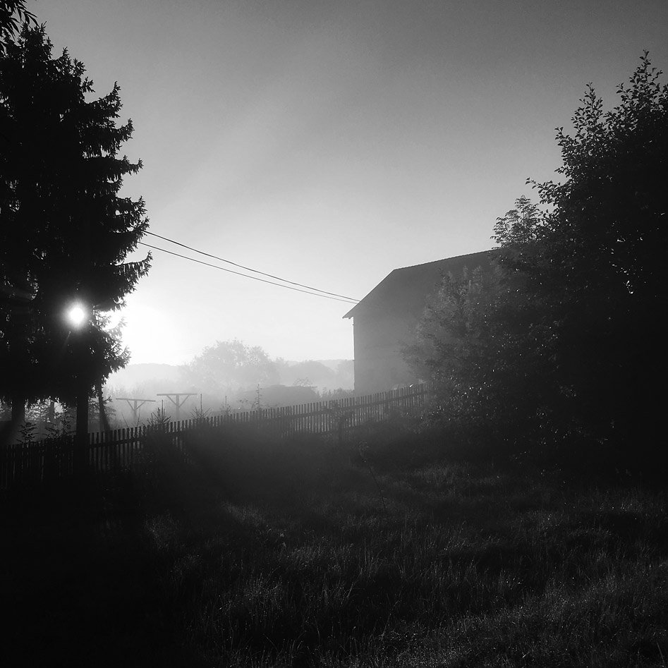 2016-08-24-070347bw.jpg